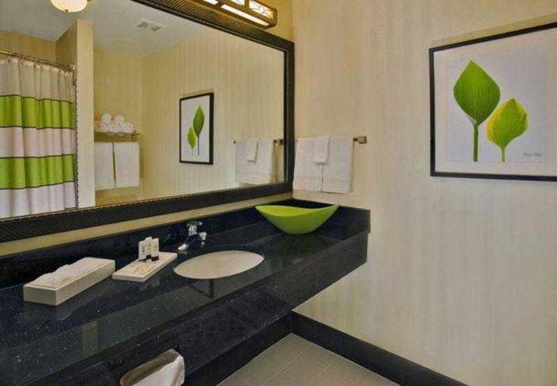 Fairfield Inn & Suites By Marriott Charleston Airport/Convention Center North Charleston Exteriör bild
